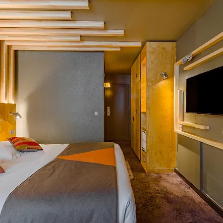 Les Aiglons Hotel