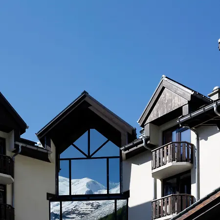 Les Aiglons Hotel 4*