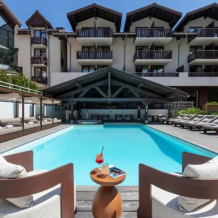 Les Aiglons 酒店 4*