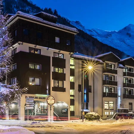 Les Aiglons Hotel