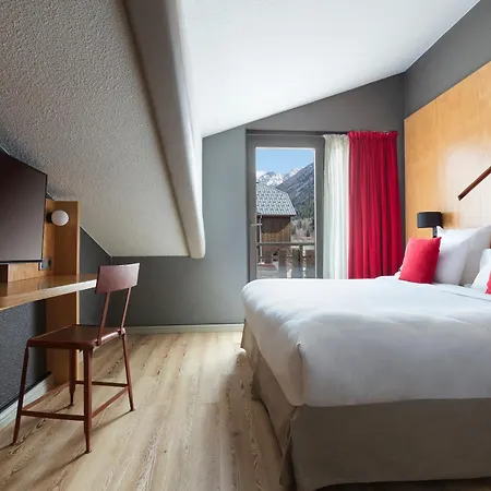 Le Refuge Des Aiglons Hotel 4*