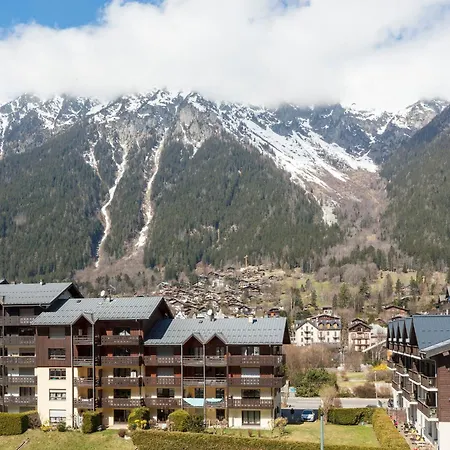 Le Refuge Des Aiglons Chamonix