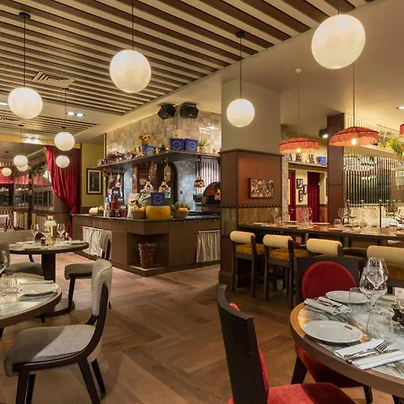 Hotell Les Aiglons 4*